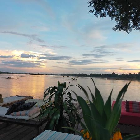 Pomelo Restaurant And Guesthouse- Serene Bliss, Life In The Tranquil Southend Of Laos Ban Khon Exterior foto